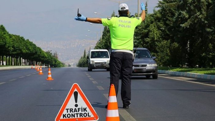 Türkiye'de 24 bin 201 sürücüye radar cezası