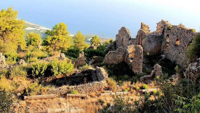 Yargıtay tarihi eser bulmak amacıyla antik kentte izinsiz kazı yapanları affetmedi