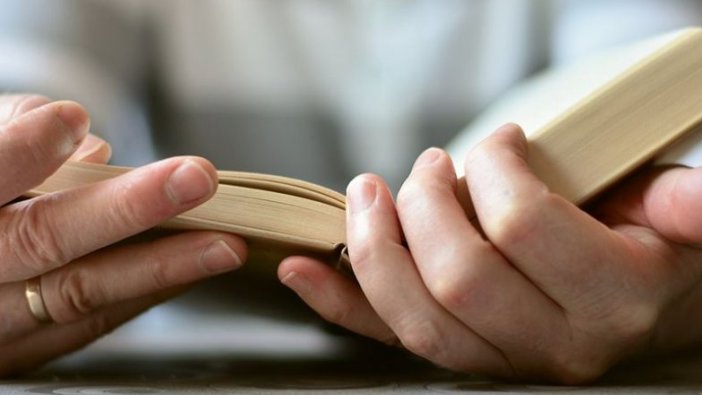 Karantina sürecinde evde kalanların tercihi kitap okumak oldu