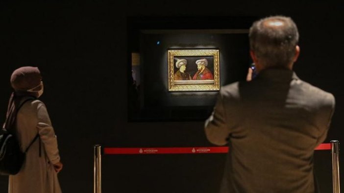 Fatih'in portresi halk ziyaretine açıldı