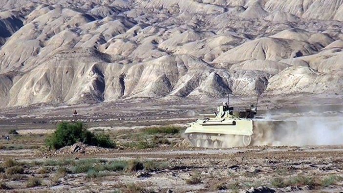 Azerbaycan ordusu Ermenistan'ın saldırı girişimlerini önledi