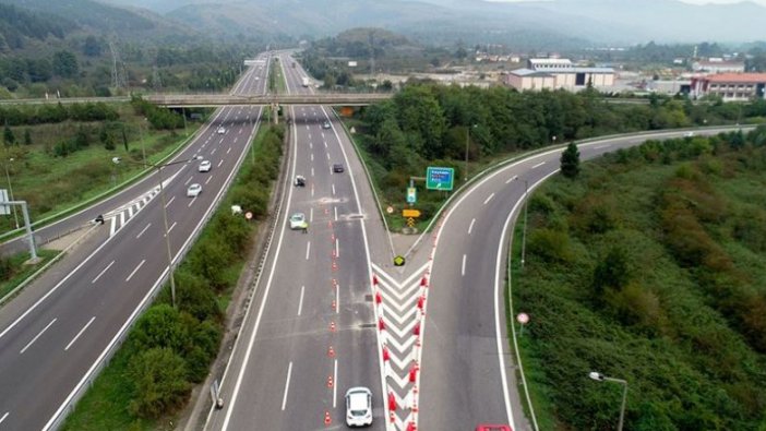 Anadolu Otoyolu Bolu Dağı Tüneli Ankara yönü küçük araçlara açıldı