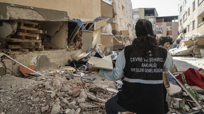 Vali Köşger'den İzmirlilere hasar tespiti uyarısı