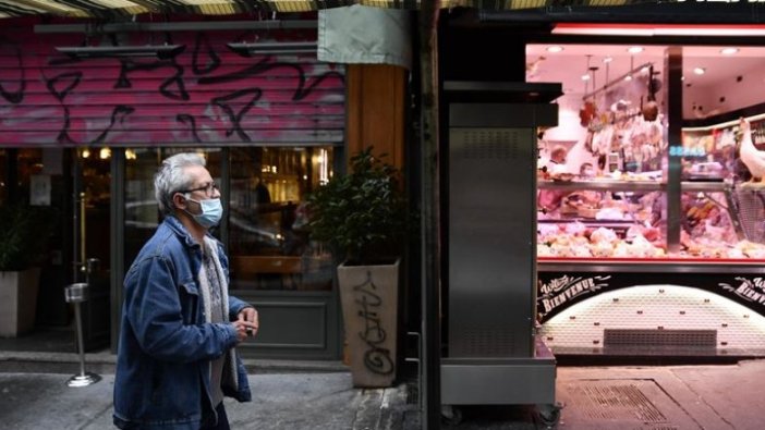 Fransa'da Bilim Kurulundan korkutan uyarı. Salgında arka arkaya birkaç dalganın yaşanabilir
