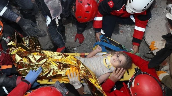 Minik Ayda 91 saat sonra sağ olarak çıkarıldı