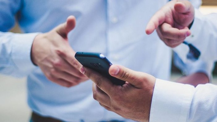 FBI 'evde kalın' mesajı bırakan otomatik aramaları araştırıyor