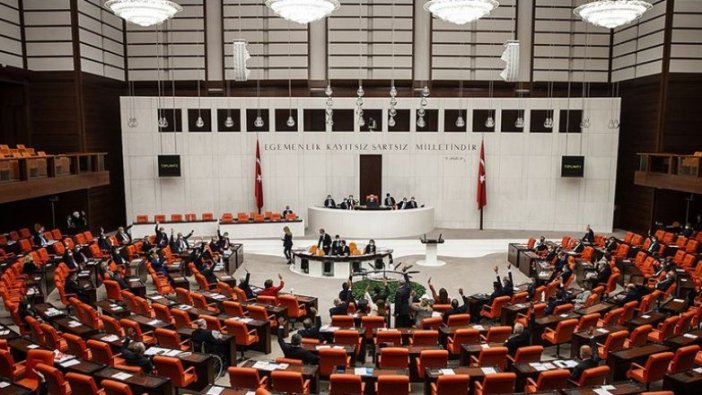 Esnek çalışma düzenlemesine ilişkin maddeler kanun teklifinden çıkarılıyor