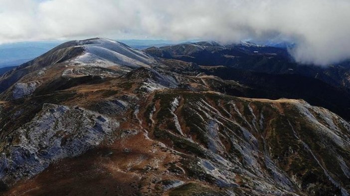 'Anadolu'nun yüce dağı' Ilgaz'da iki mevsim bir arada