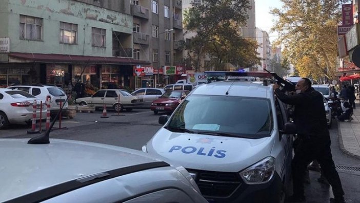 Kahramanmaraş'ta polis ekibine hain saldırı