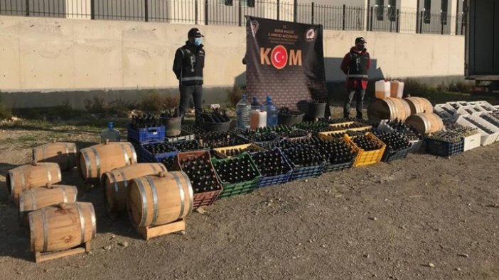 Yılbaşı öncesi denetimler artırıldı. 10 ton sahte içki ele geçirildi
