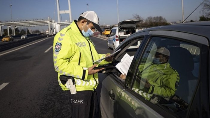 Son bir haftada sokağa çıkma kısıtlamasına uymayan 51 bin 152 kişi hakkında işlem yapıldı
