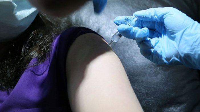 Kovid-19 aşıları özel hastaneler ile üniversite hastanelerinde de yapılacak