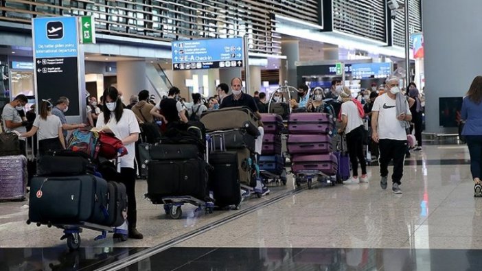 KKTC'ye eski kimlikle çıkış işlemi 30 Haziran'dan sonra yapılmayacak