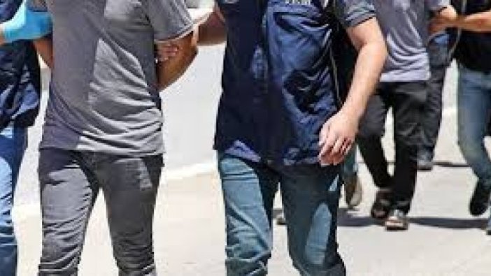 Sakarya'daki DEAŞ operasyonunda yakalanan 8 şüpheliden biri tutuklandı