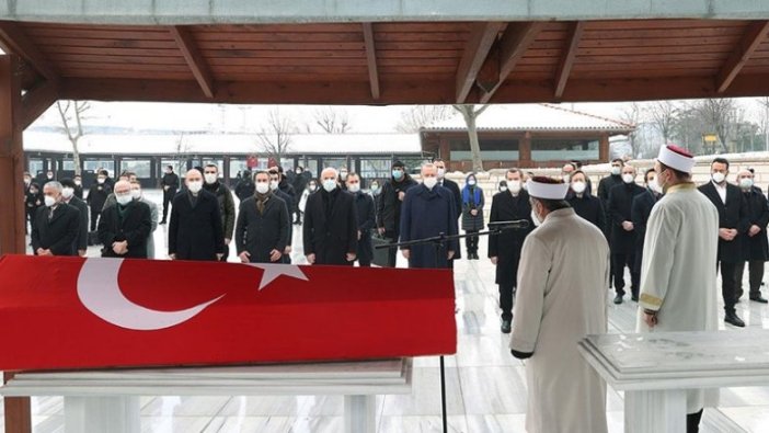 Sosyolog Prof. Dr. Nur Vergin son yolculuğuna uğurlandı