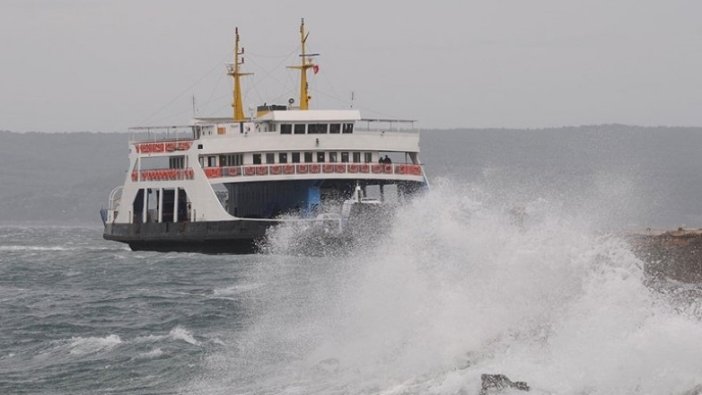 Geyikli-Bozcaada feribot hattındaki seferlerden 2'si iptal edildi