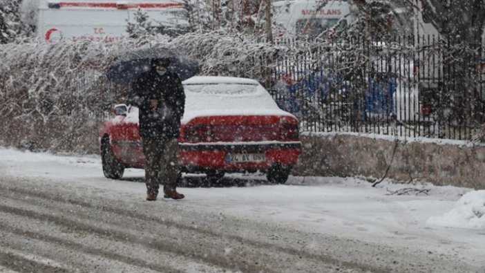 Doğu Anadolu'da kar yağışı aralıklarla etkisini sürdürecek