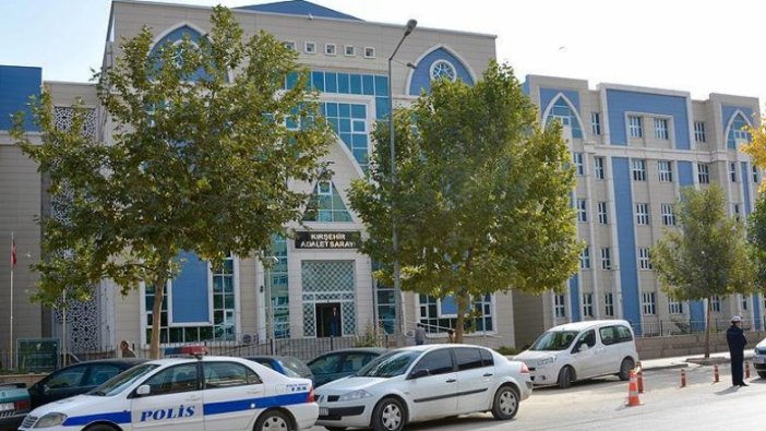 Darbe mesajını gizlice birliklere göndermişler