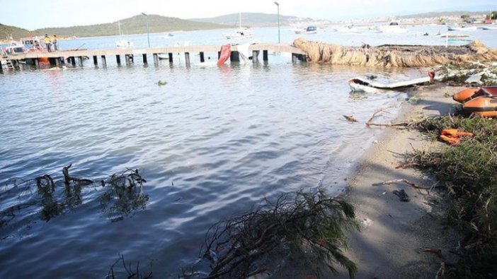 Hortumun tahribatı gün ağarınca ortaya çıktı