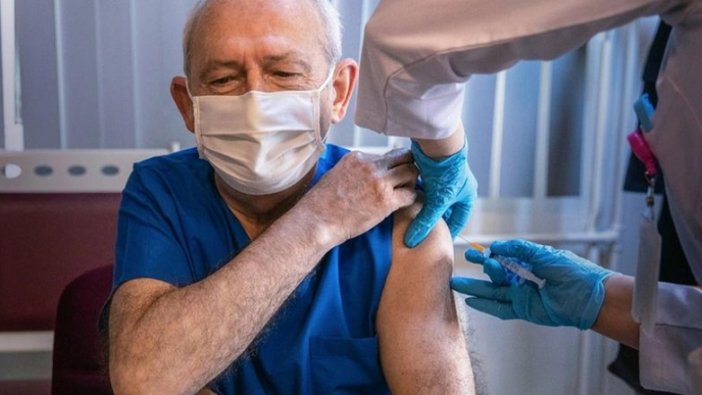 Kılıçdaroğlu, Kovid-19 aşısının ilk dozunu yaptırdı