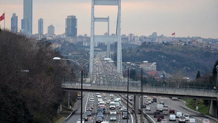 İstanbul'da haftanın ilk iş gününde trafik yoğunluğu arttı