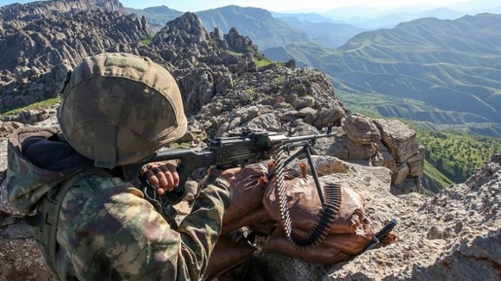 Barış Pınarı bölgesine saldırı girişiminde bulunan 4 terörist etkisiz hale getirildi