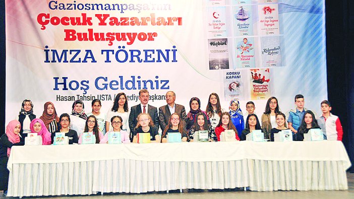 ‘Çocuk Yazarlar’ın imza günü yoğun ilgi gördü...