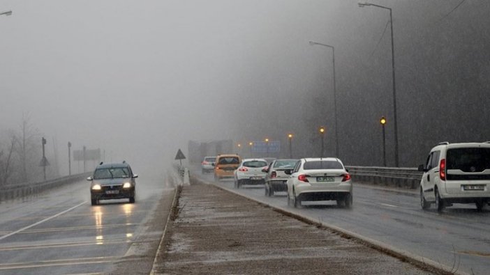 Bolu Dağı'nda kar yağışı başladı
