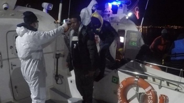 Balıkesir'de Türk kara sularına itilen 35 sığınmacı kurtarıldı