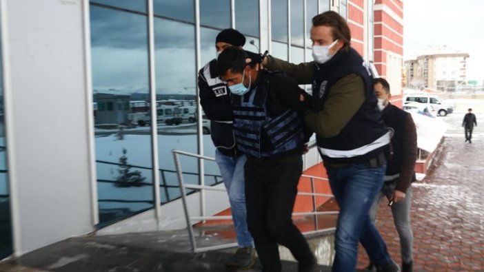 Van'da tartıştığı eşini av tüfeğiyle öldüren kişi tutuklandı