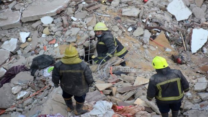 Kahire’de bina çöktü: 8 ölü, 29 yaralı