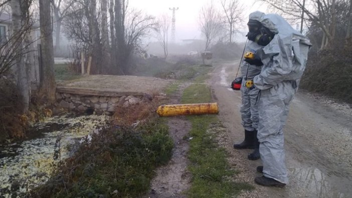 Sakarya'da kimyasal gazdan etkilenen ikisi polis 12 kişi hastaneye kaldırıldı