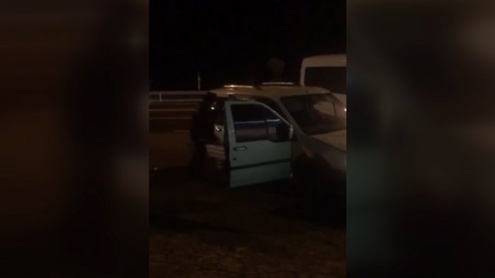 5 kişilik araçta 15 sığınmacı yakalandı