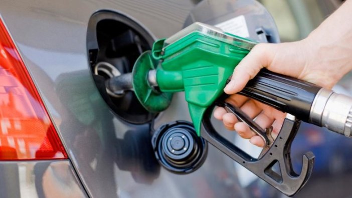 Benzine bir zam daha geldi
