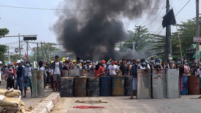 Myanmar'da kablosuz internet bağlantısı kesildi