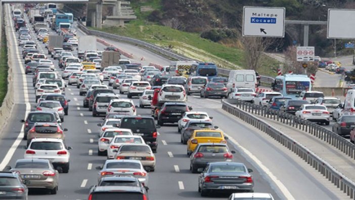 İstanbul'da kısıtlama öncesi trafik yoğunluğu