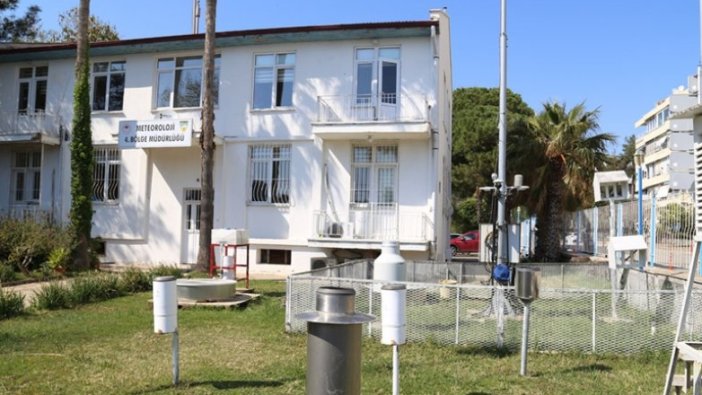 Çamaşır asacağı için havanın nasıl olacağını merak eden de meteoroloji müdürlüğünü arıyor