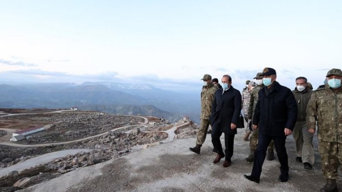 Akar ve TSK komuta kademesi geceyi Şırnak'ta geçirdi