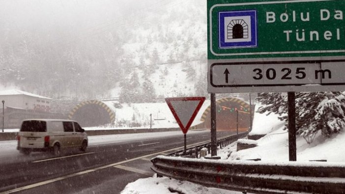 Bolu Dağı'nda kar kalınlığı 20 santimetreye ulaştı