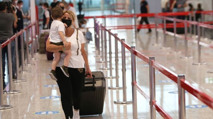 'Tam kapanma' sürecinde yurt içi uçuşlarda seyahat izin belgesi zorunlu olacak