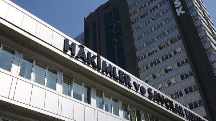 Hakimler ve Savcılar Kurulunun 11 üyesinden 8'i değişti