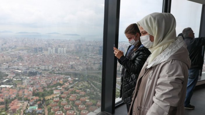 Çamlıca Kulesi ziyaretçilere kapılarını açtı