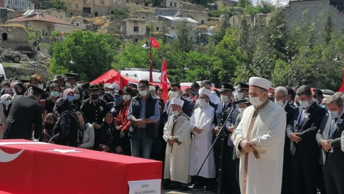 Şehit Uzman Çavuş Şahin Sarılmaz, son yolculuğuna uğurlandı