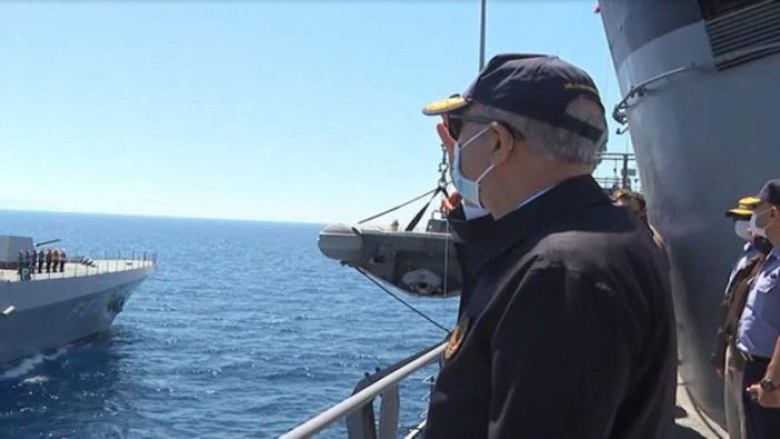 Bakan Akar, 'Denizkurdu 2021 Tatbikatı'nı takip etti