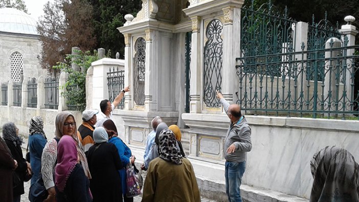 Maltepeliler Hırka-i  Şerif’i ziyaret etti