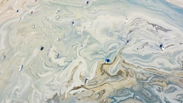 Marmara Denizi'ni müsilajdan kurtarmak için pilot bölgelerde oksijen cihazlarından yararlanılacak