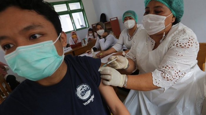 Dünya genelinde 2 milyar 660 milyon dozdan fazla Kovid-19 aşısı yapıldı