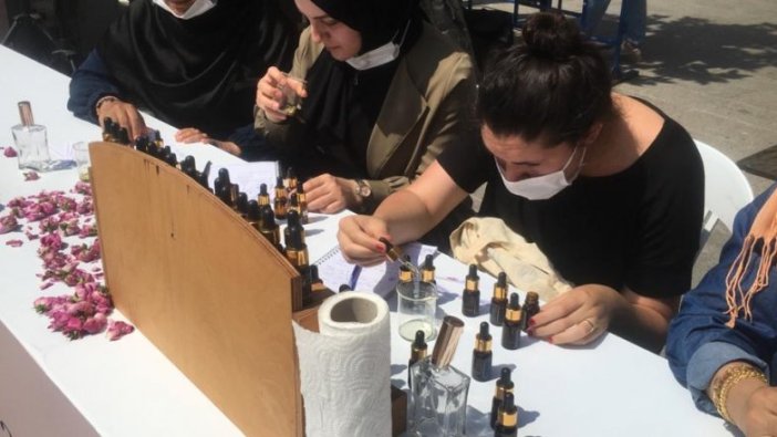 ‘Dünya Güzel Koku Günü’ kutlandı