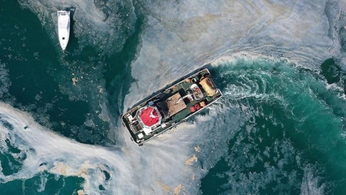 Marmara Denizi'nden 9 bin 394 metreküp müsilaj temizlendi