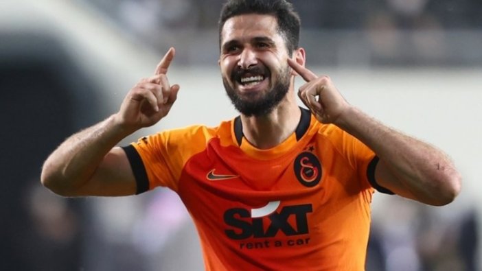 Galatasaray'da Emre Akbaba'nın sözleşmesi 2 yıl uzatıldı